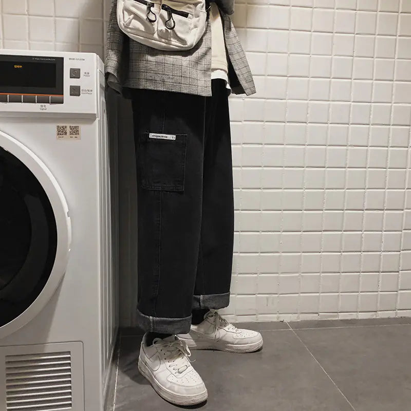 Straight-Leg Cargo Jeans for a Casual Look